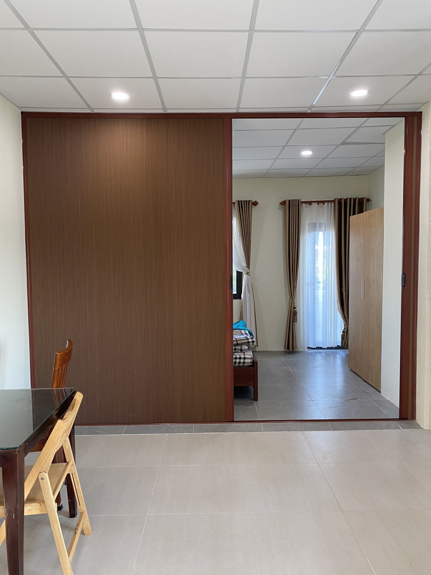 rèm tổ ong- vách ngăn lạnh điều hòa