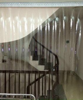 Rèm ngăn lạnh PVC trắng trong độ dày 3.0 mm bản rộng 200 mm Rèm ngăn lạnh PVC trắng trong độ dày 3.0 mm bản rộng 200 mm