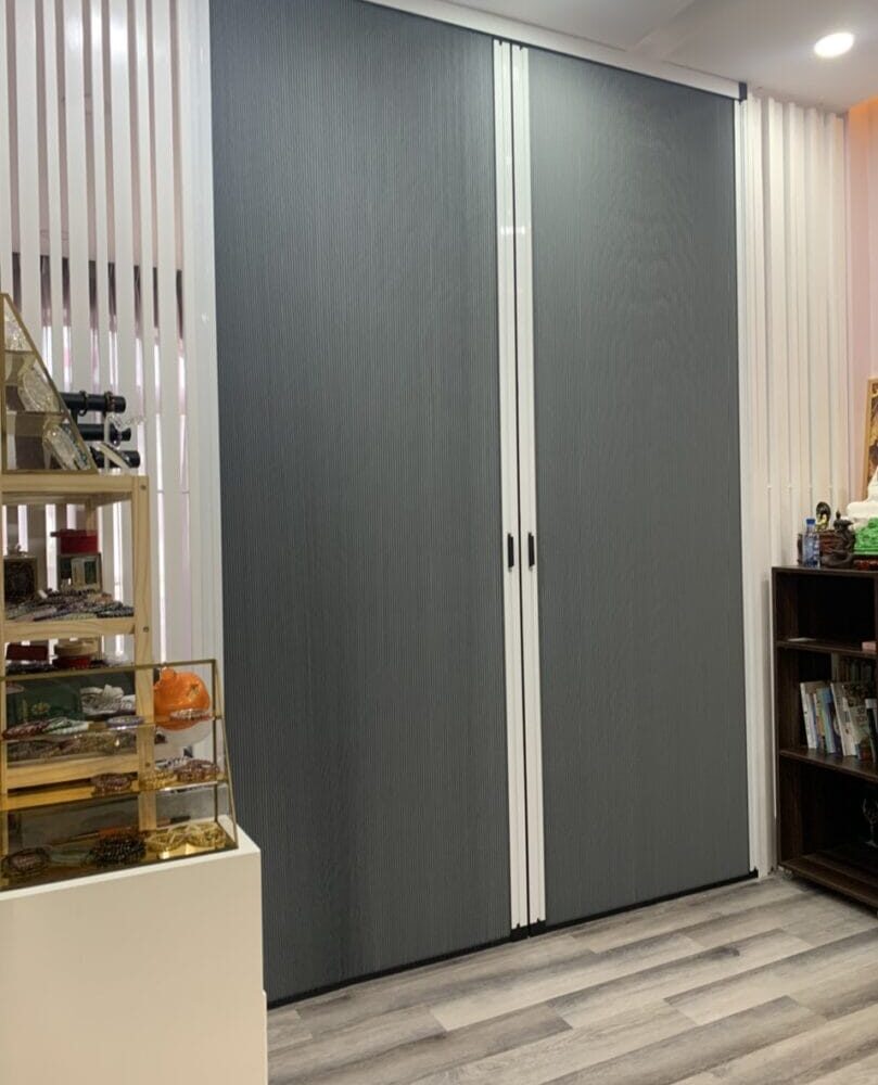 Vách Ngăn 2 Cánh Hệ Xích 45 Hiện Đại và Tiện Lợi Lợi ích của vách ngăn lạnh