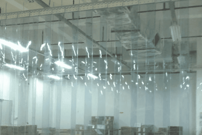 Vách ngăn điều hòa bằng rèm nhựa PVC