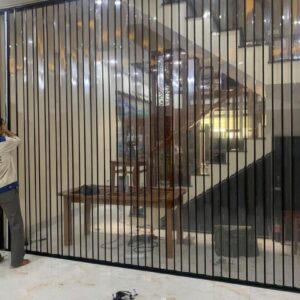 cửa xếp lá nhựa polycarbonate lá phẳng. cửa nhựa giá rẻ