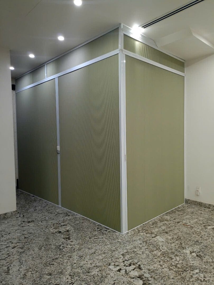 Lợi ích của việc sử dụng Vách ngăn điều hòa trong doanh nghiệp - Giải pháp tối ưu cho môi trường làm việc hiện đại