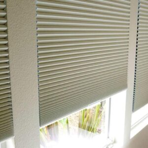 Rèm tổ ong trong văn phòng