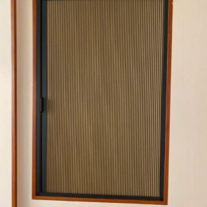 Cấu trúc lớp vải tổ ong cản sáng tuyệt đối.