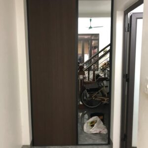 Hệ cửa tổ ong 2 cánh mở sang hai bên.