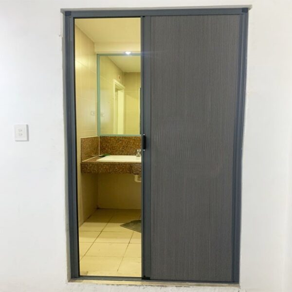 Giải pháp tối ưu cho bạn chính là cửa xếp nhà vệ sinh.