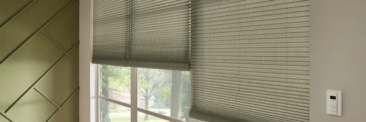 Rèm tổ ong cách nhiệt lắp cửa kính giúp giảm nóng