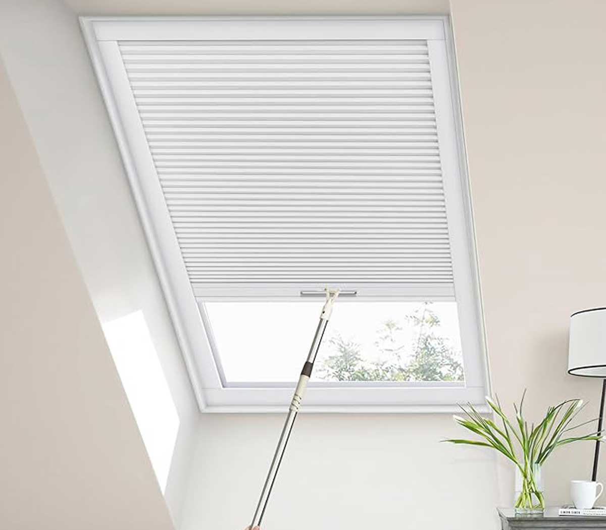 FAQ rèm tổ ong che giếng trời và rèm giếng trời cho mái kính