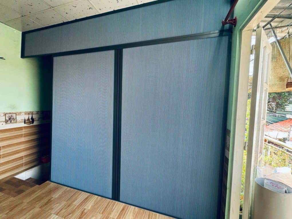 vách ngăn rèm tổ ong ngăn phòng thay tường xây