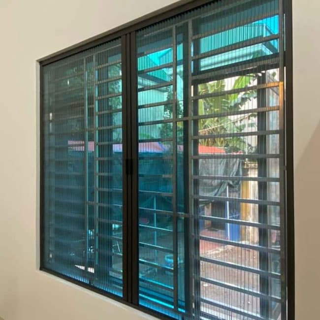 Báo giá Cửa lưới mới nhất 2026: Các yếu tố ảnh hưởng đến giá lắp đặt 6 Vách ngăn lạnh tư vấn báo giá Cửa lưới theo kích thước thực tế