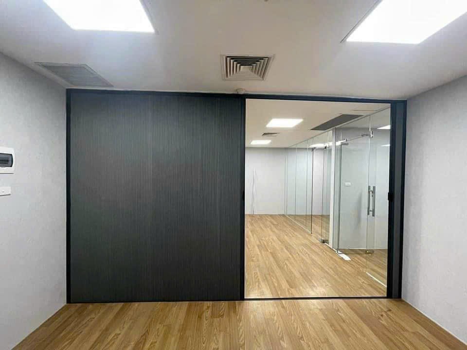Vách ngăn lạnh là gì? Giải pháp tiết kiệm điện điều hòa cho nhà ở, văn phòng 5 Vách ngăn di động các loại, mẫu mã, kích thước theo yêu cầu